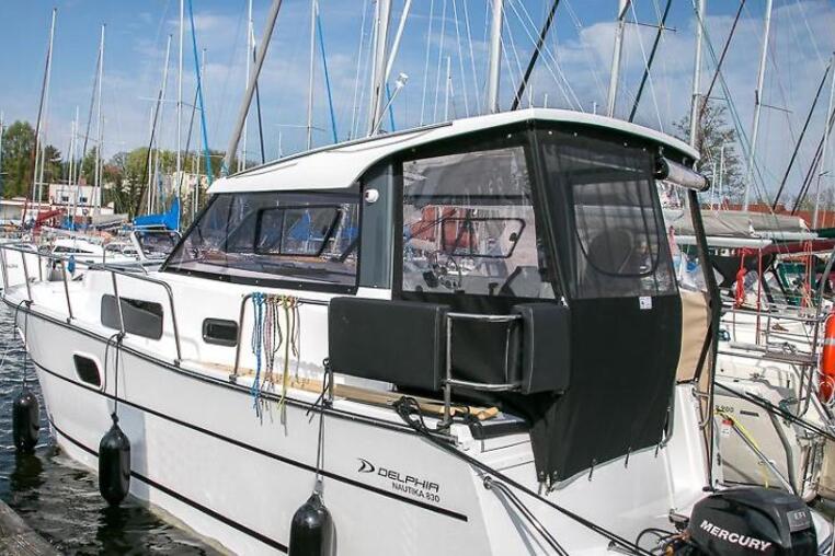 Czarter jachtu motorowego Nautika 830