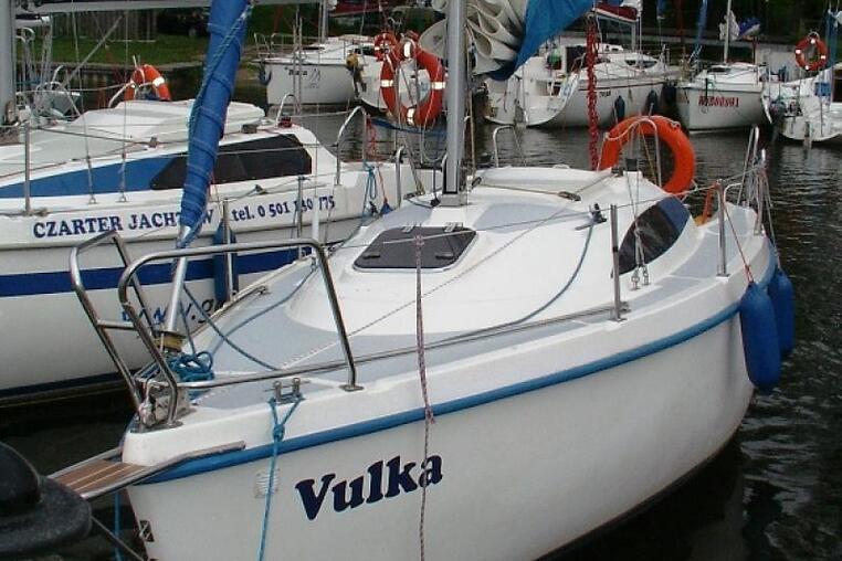Czarter Hak Yacht Club - Sasanka 660 Supernova
