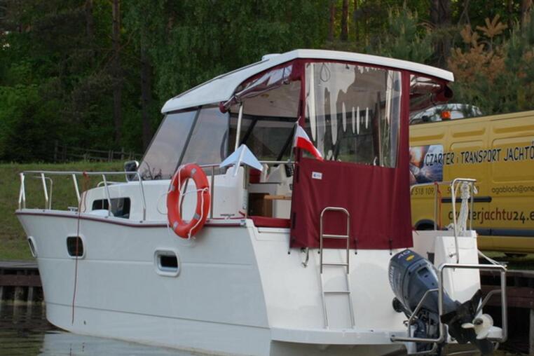 Czarter houseboatu Nautika 830