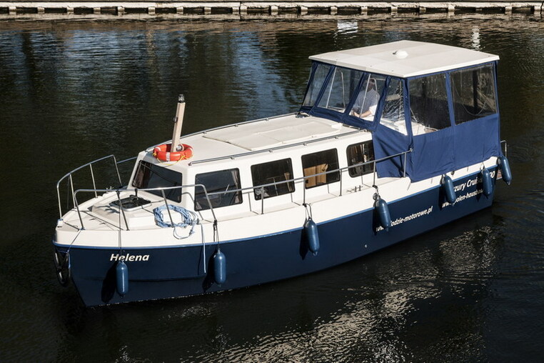 Czarter houseboatu Mazury Cruiser 900