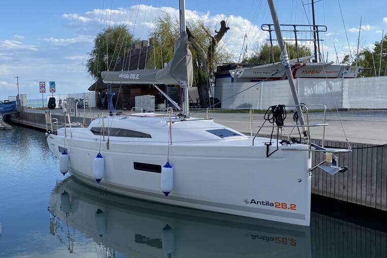 Czarter Antila 28.2