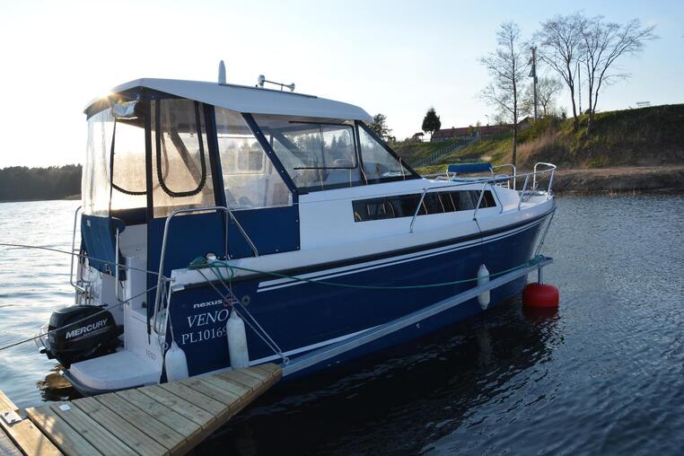 Czarter houseboatu Nexus 870 Revo