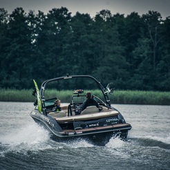 Sea Ray 210