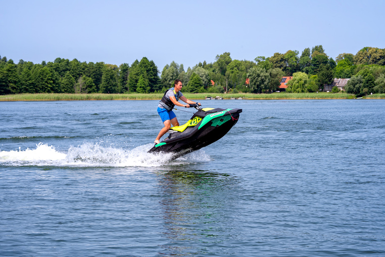 Czarter jachtu motorowego Sea-Doo Spark Trixx 2up 90