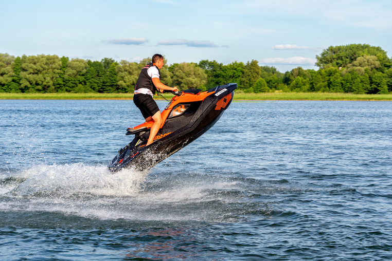 Czarter jachtu motorowego Sea-Doo Spark Trixx 2up 90