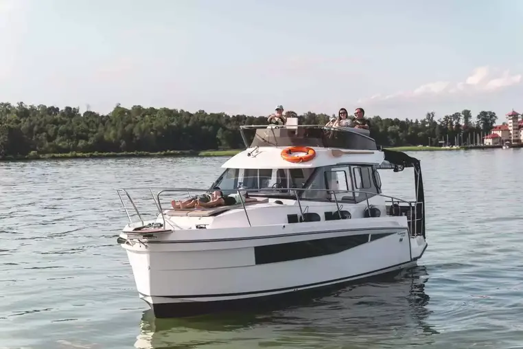 Czarter houseboatu Platinum 40