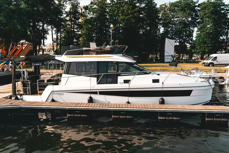 Czarter houseboatu Platinum 40