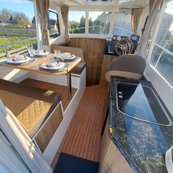 Quest 825