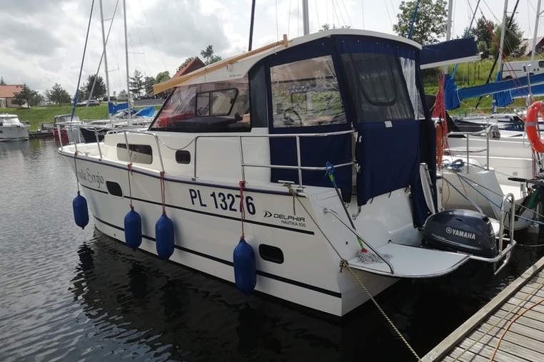 Czarter houseboatu Nautika 830