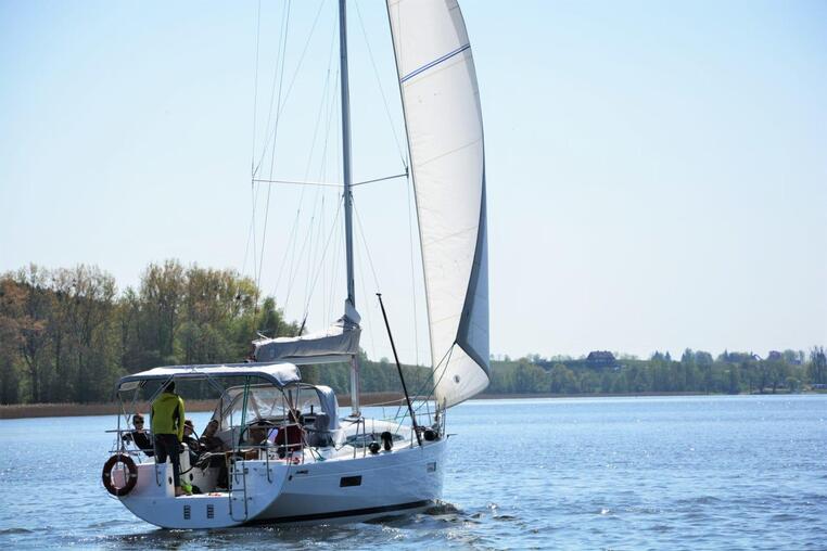 Mazury czarter - Antila 33.3