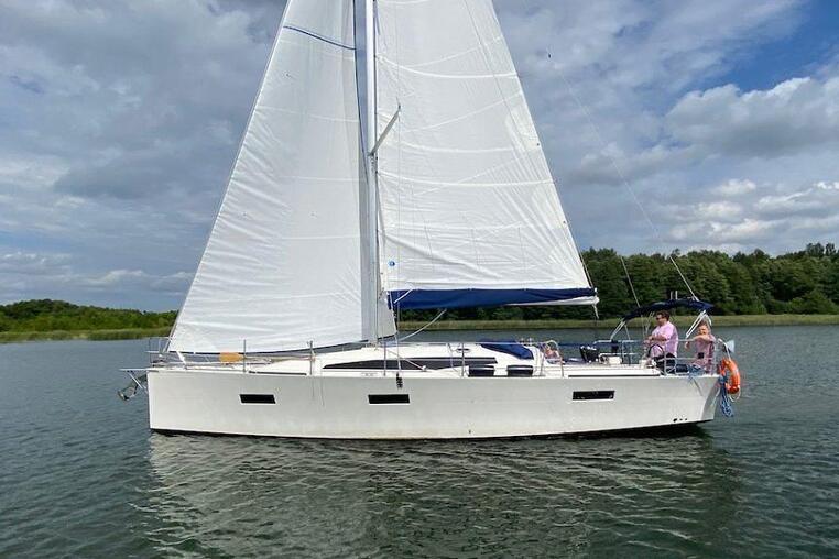 Czarter Cobra 38