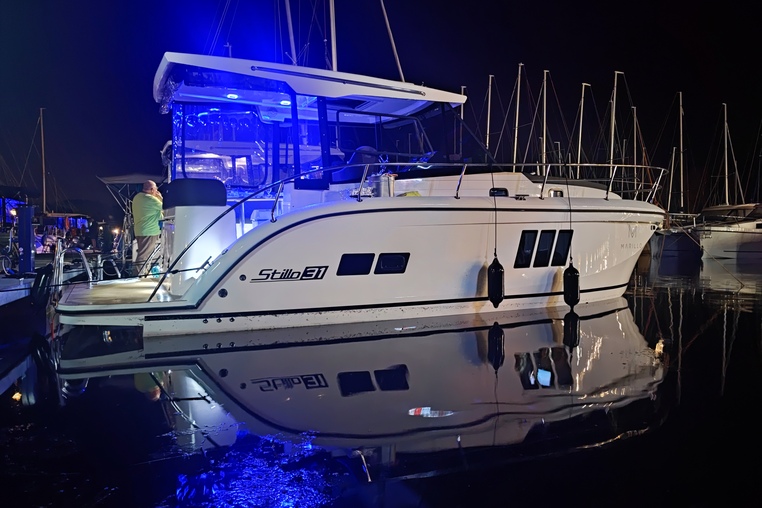 Czarter jachtu motorowego Stillo 31