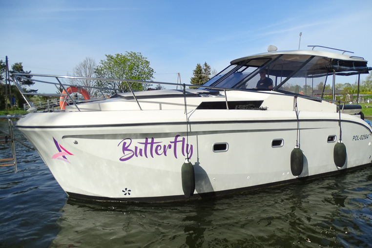 Czarter jachtu motorowego Futura 900