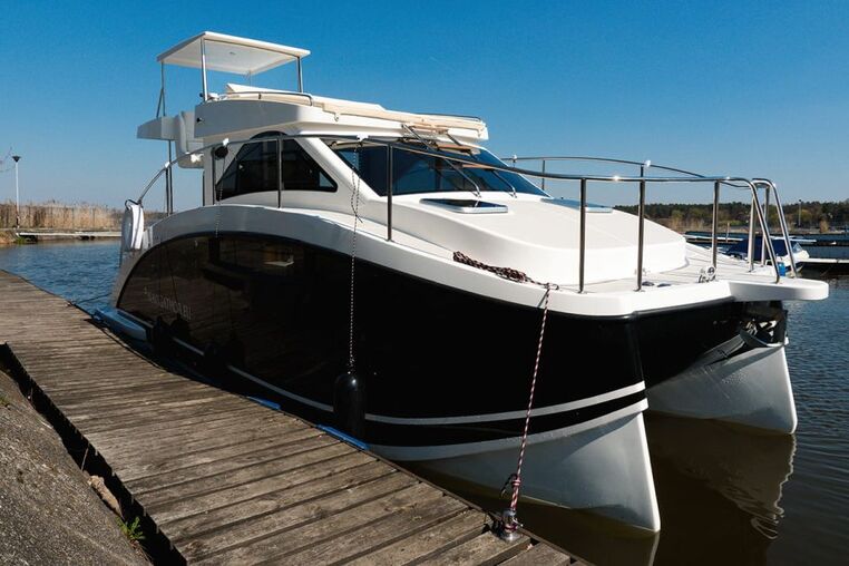 Czarter houseboatu Navigathor 30