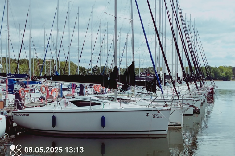 Mazury czarter - Antila 24
